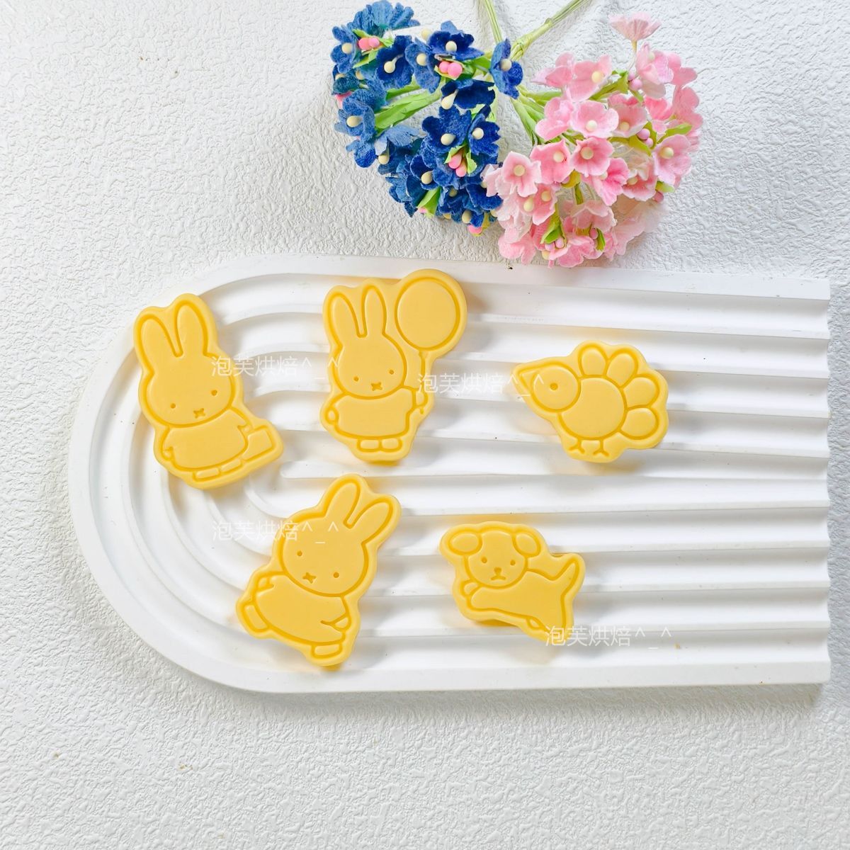 قالب بسكويت ثلاثي الأبعاد لطيف - مراجعة Kitchen Baking Utensil وسعره
